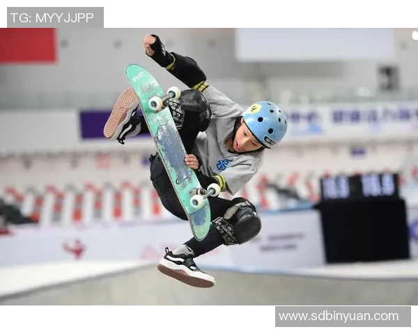 南京飞盘队在滑板精英赛中以83分稳居积分榜首位