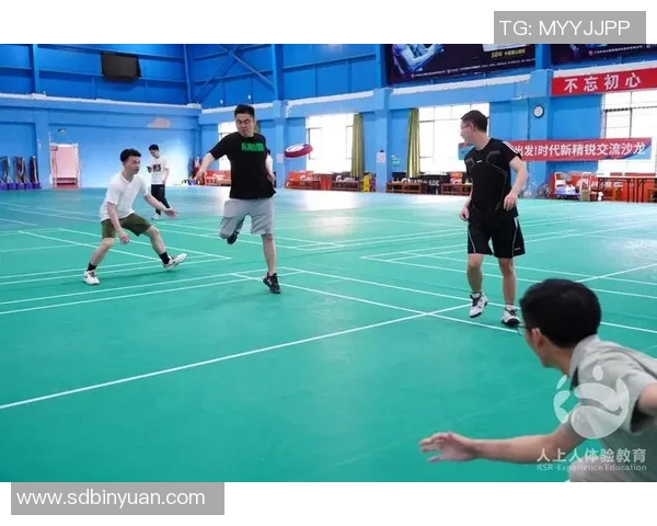 广州飞盘队中路突破新战术解析助力球队崛起与发展