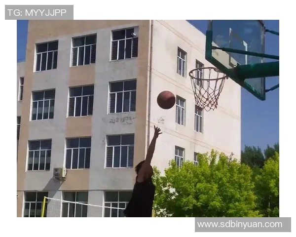 吴丽的篮球人生:从热爱到职业的深度对话与成长故事