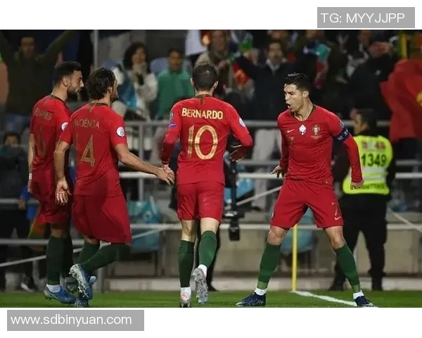 球队赛季末与保级对手的直接交锋成绩影响命运